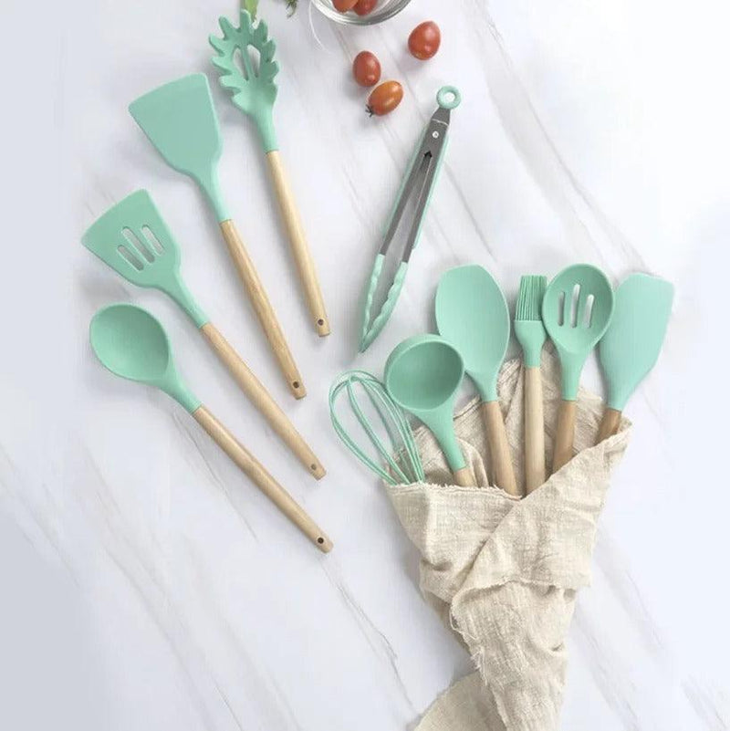 Jogo Kit com 12 Peças Utensílios De Cozinha Colheres Espátula Silicone Cabo Madeira Decoração Diversas Cores