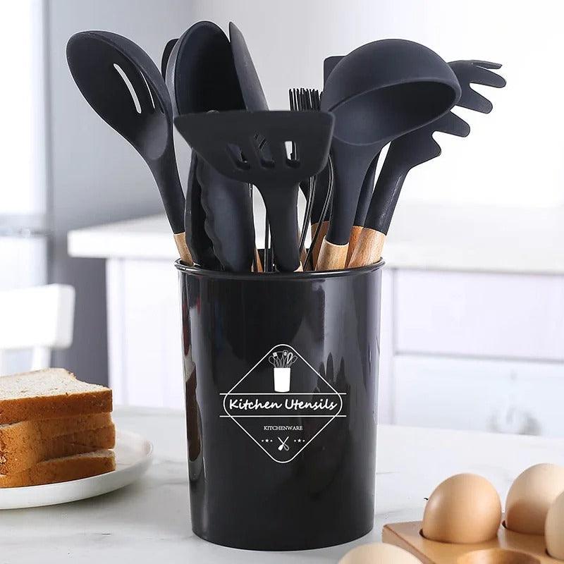 Jogo Kit com 12 Peças Utensílios De Cozinha Colheres Espátula Silicone Cabo Madeira Decoração Diversas Cores